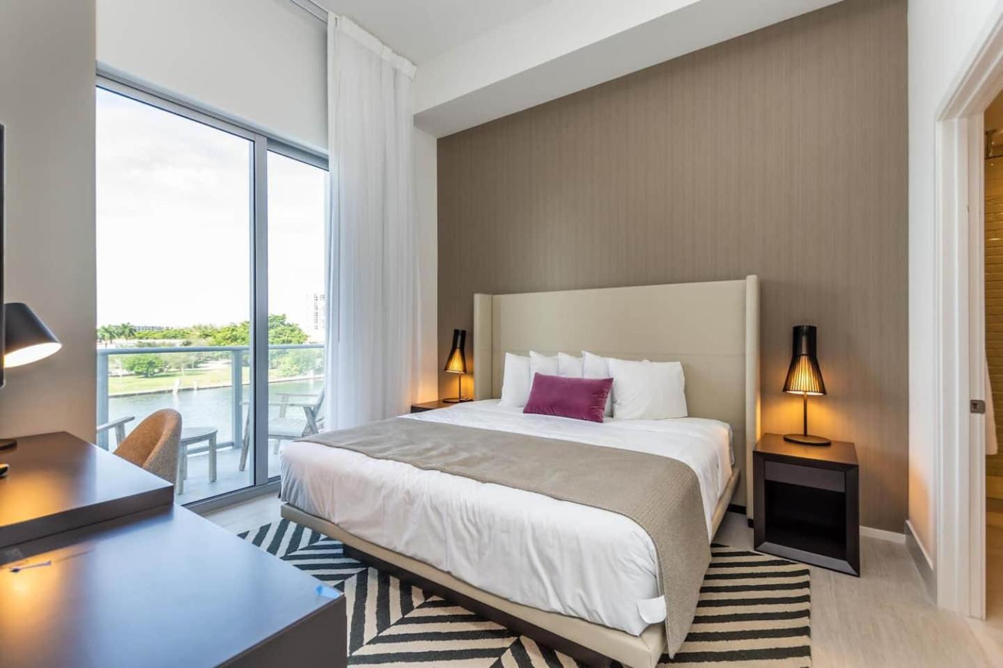 Amazing Apartments At H Beach House Hollywood Extérieur photo