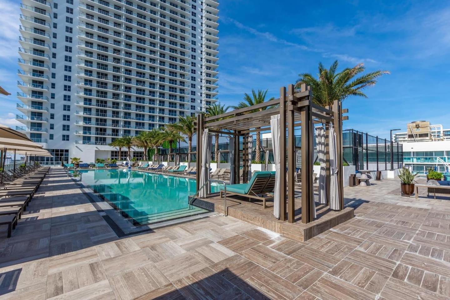 Amazing Apartments At H Beach House Hollywood Extérieur photo