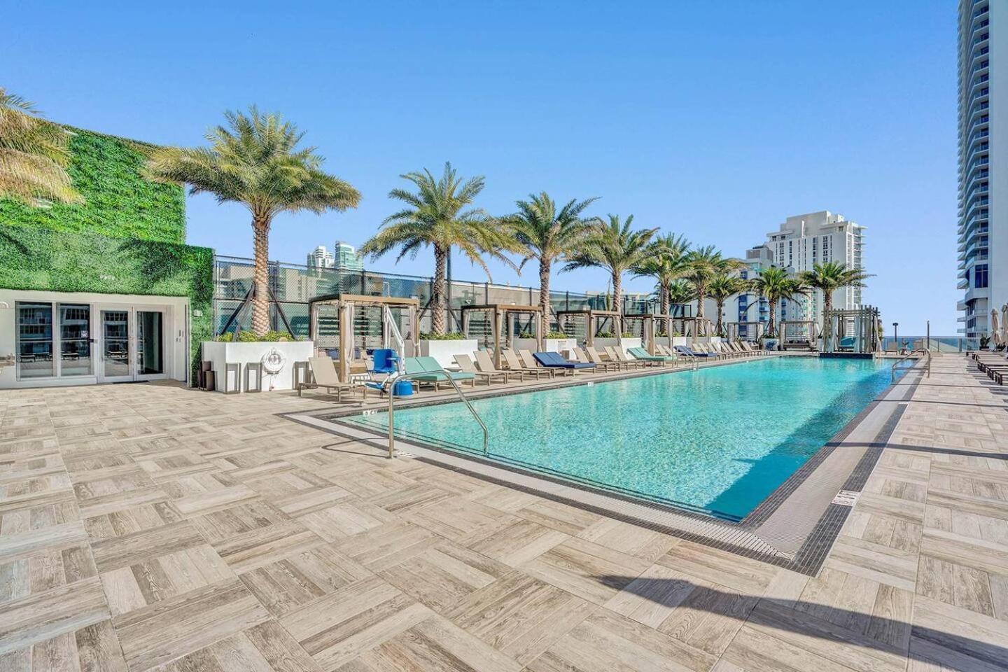 Amazing Apartments At H Beach House Hollywood Extérieur photo