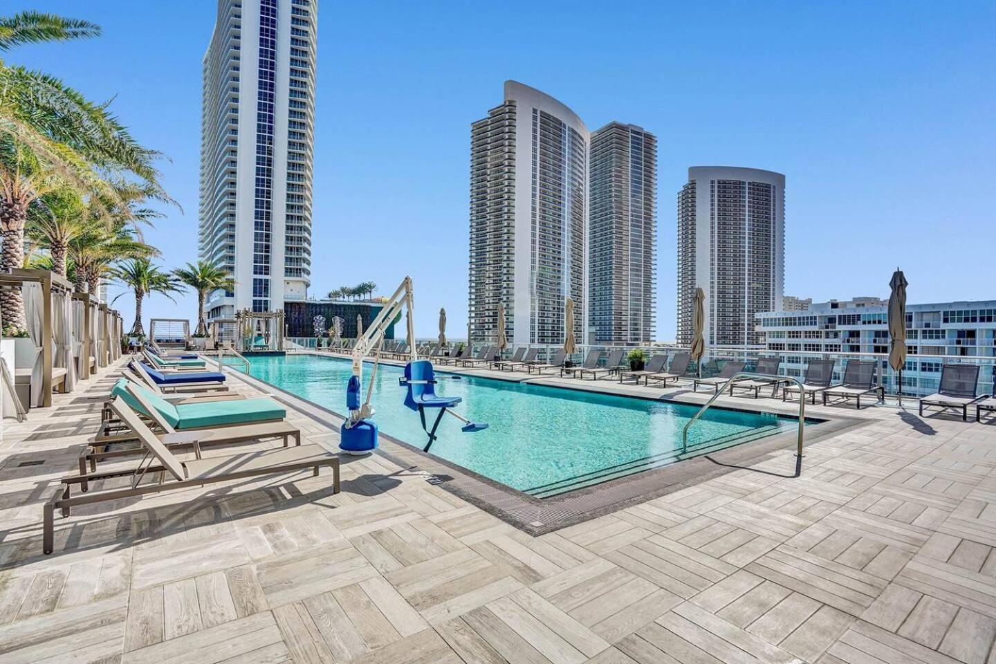 Amazing Apartments At H Beach House Hollywood Extérieur photo