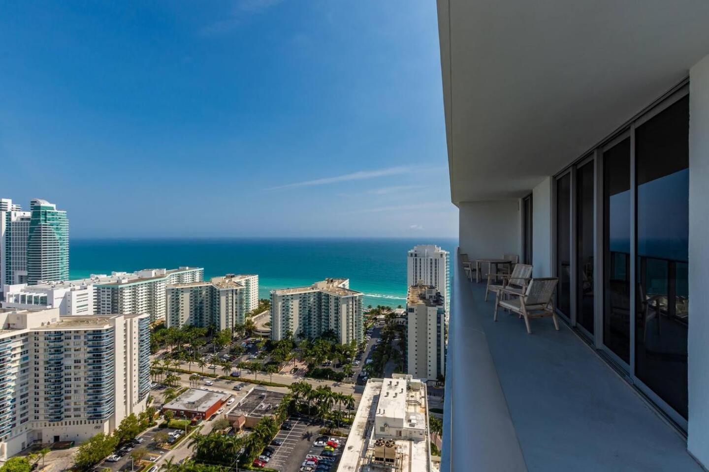 Amazing Apartments At H Beach House Hollywood Extérieur photo